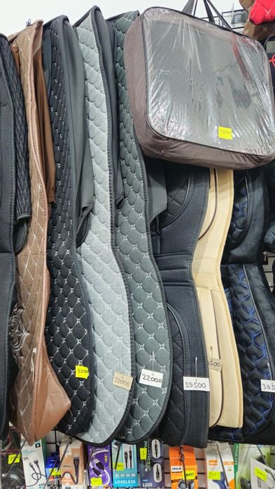 Чехлы автомобильные универсальные