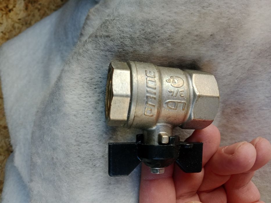 Краны отводы резьбы