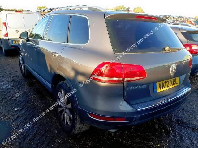 Dezmembrez Volkswagen VW Touareg generatia 2 7P [2010 - 2014] Crossover 3.0 TDI Tiptronic 4Motion (