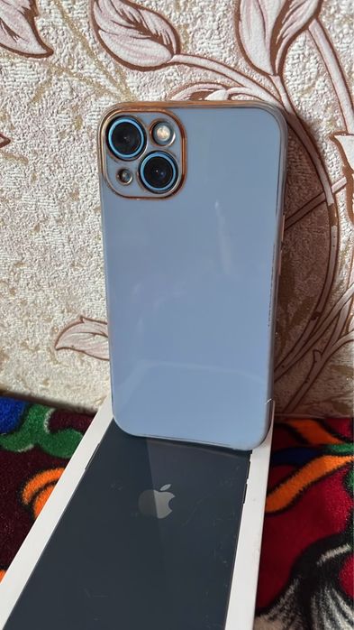 Продам Iphone13 в хорошем состоянии