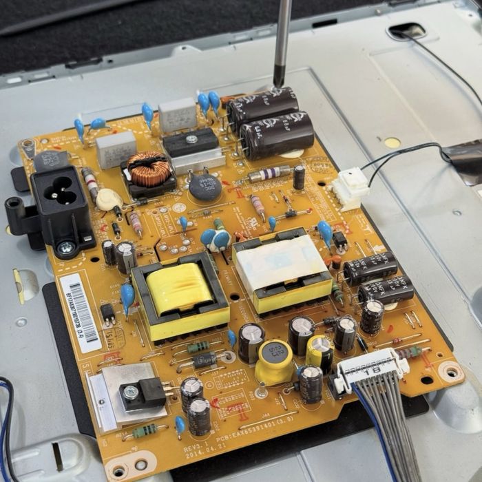 Ремонт телевизоров — Уральск