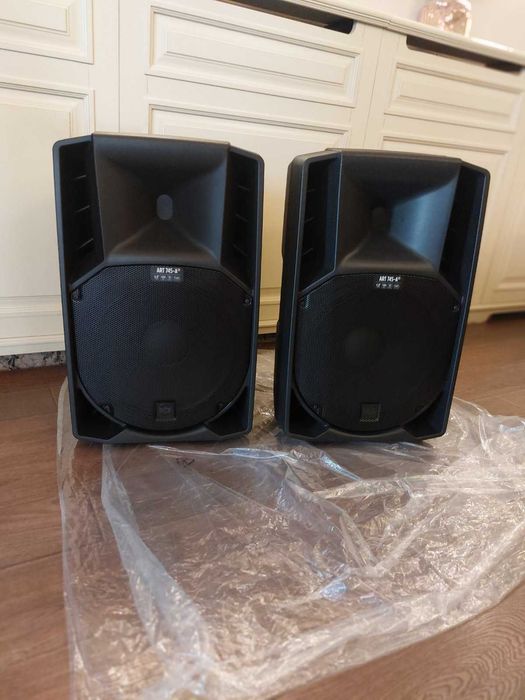 Чисто нови тонколони RCF ART 745-A MK5 + калъфи