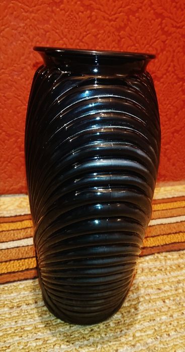 Голяма ваза (USA) 
125 лв