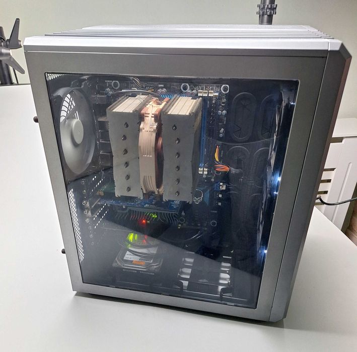 Unitate PC Workstation / Multimedia