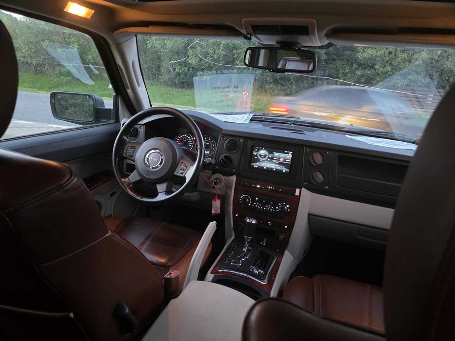 Jeep Commander de vanzare
