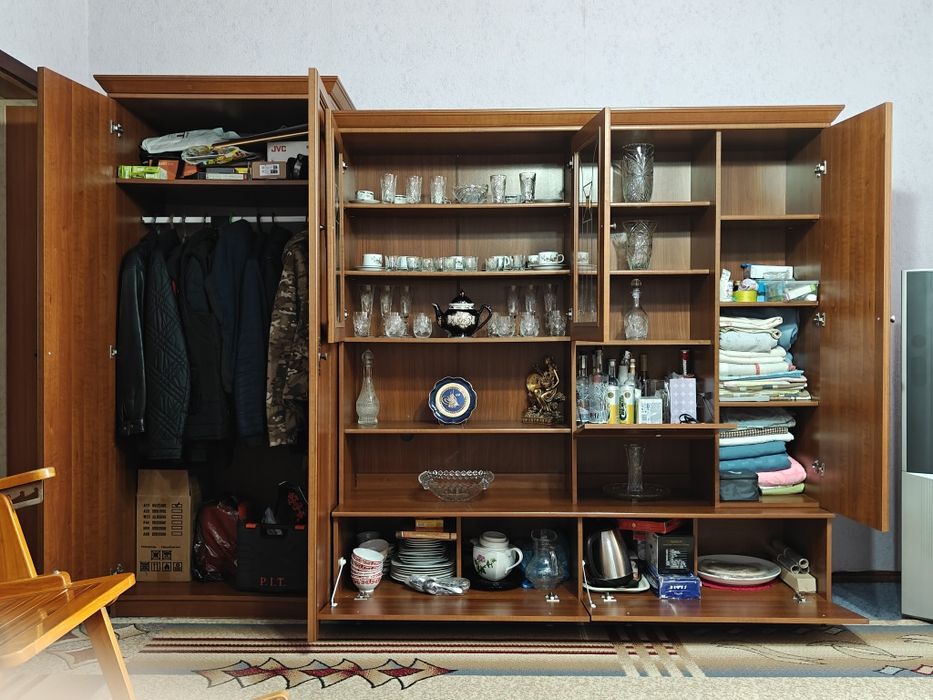 Продам стенку для гостиной