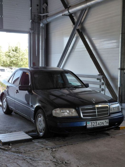 Продам,Мерс C200. ХтС.