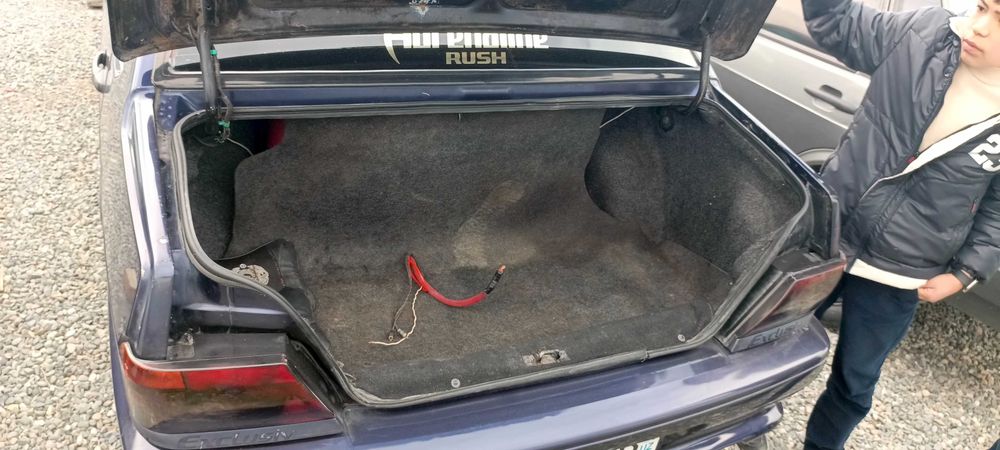 Ваз 2115 в хорошем состоянии.