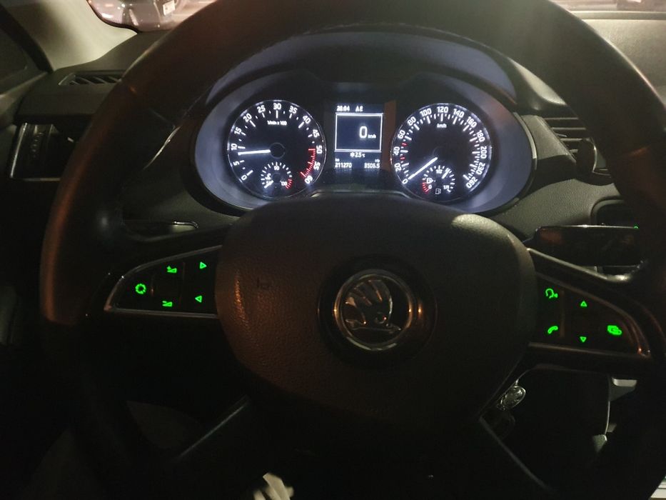 SKODA Octavia 2015 — imagine 3