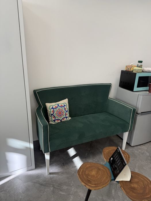 Диван офисный или в гостиную