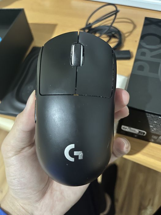 Мышка Logitech Pro x superlight