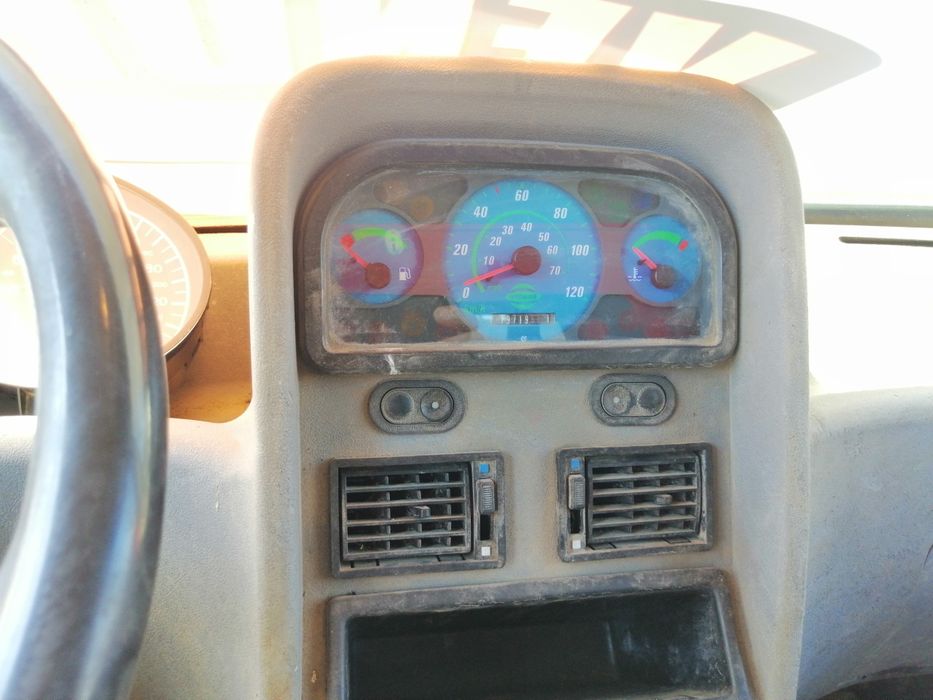 Vand camioneta basculabila Effedi