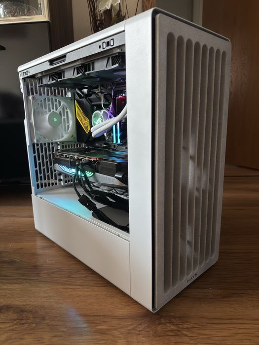 Мощен компютър/ I9 12900KS/Водно/64GB/RTX 4090 24GB/2TB SSD