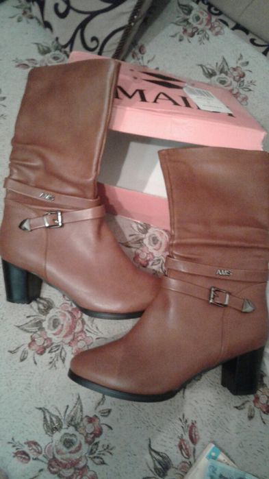 Сапоги новые осенние размер 40