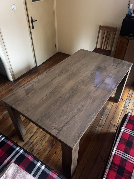 Трапезна маса 160на90