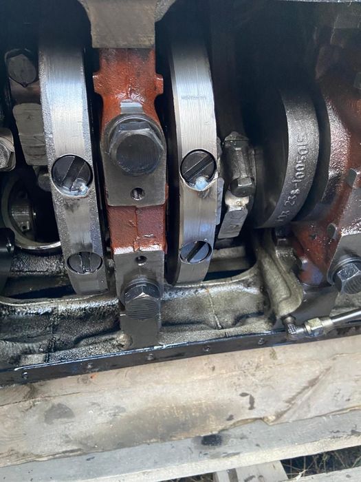 Двигатель на К700 ,Краз ,Маз