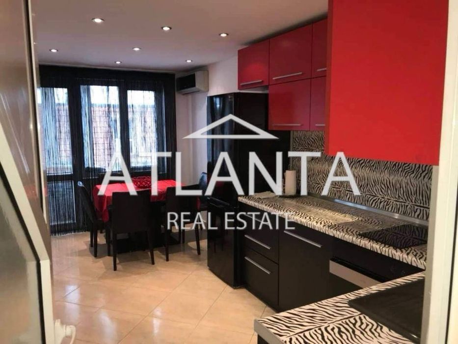 Продава се Четиристаен апартамент в Варна, Лятно кино Тракия - 88 кв.м за 1853 €/кв.м - Снимка #3