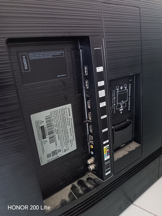 Самсунг U7100 оригинал  лед тв