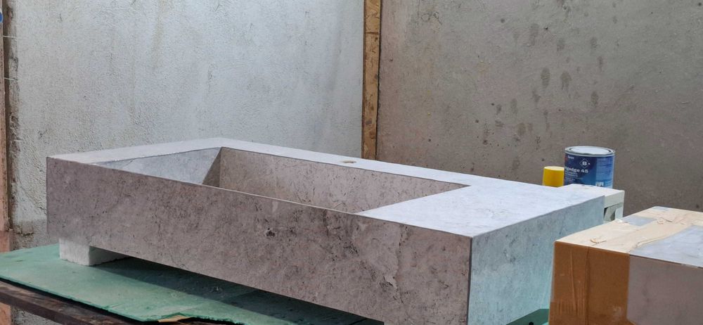 Мивка за баня изработена от гранитогрес