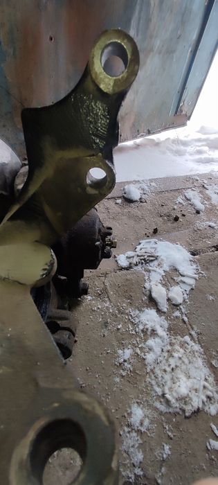 Цапфа кия рио 2004г.