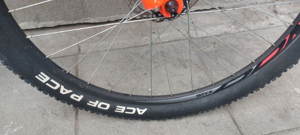 Продавам немски алуминиев велосипед   26 цола,37 см