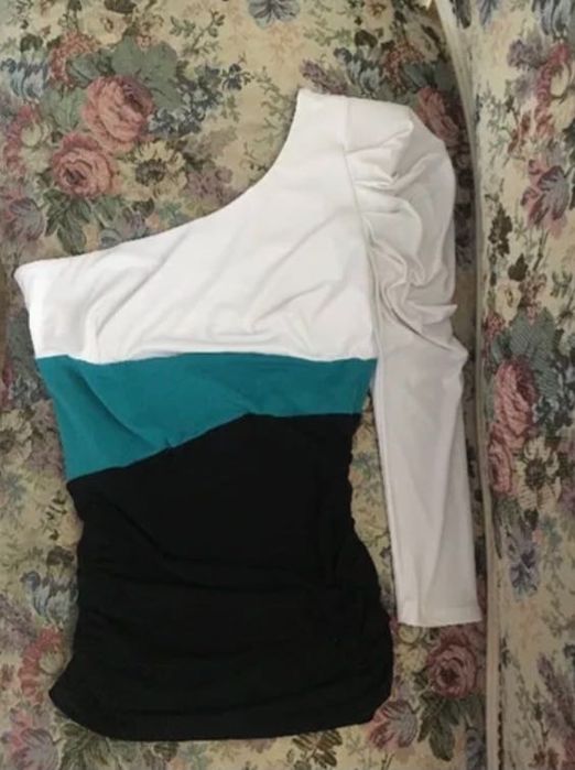 Рокля с дантела, рокли в отлично състояние