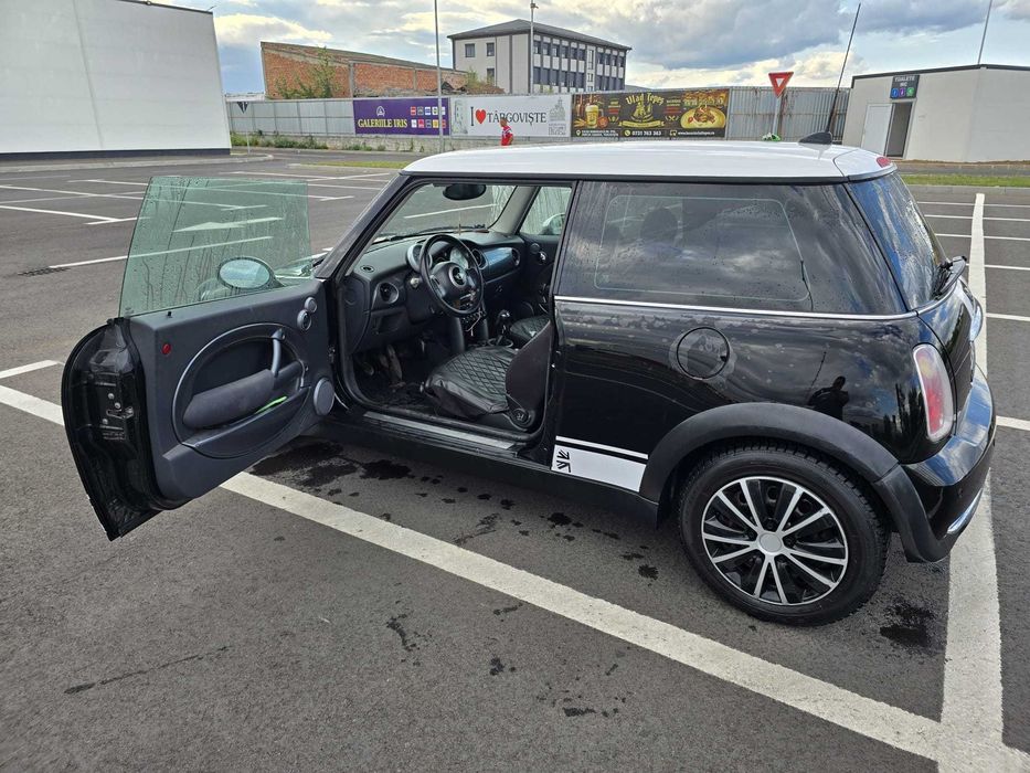 Vând MINI Cooper R50  benzina, 2006, 153.000 Km