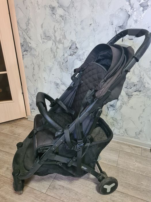 Продам детскую коляску