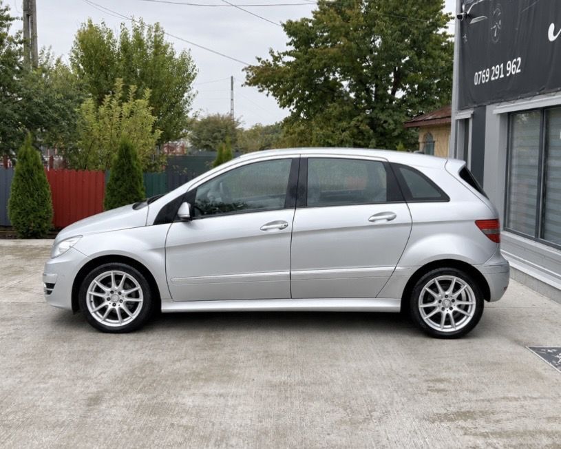 MERCEDES-BENZ B-Class 2012 — imagine 4