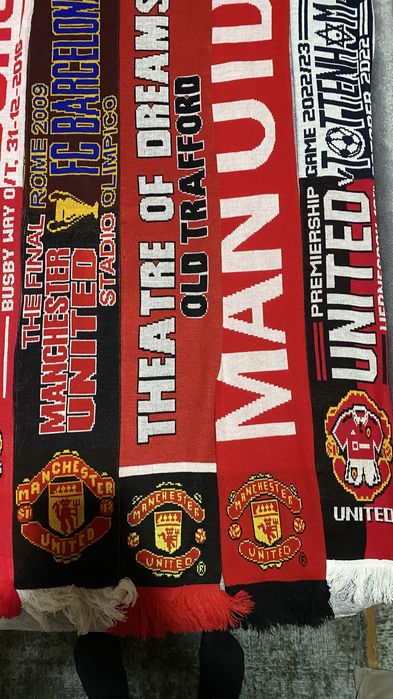 Колекция от шалове Манчестър Юнайтед