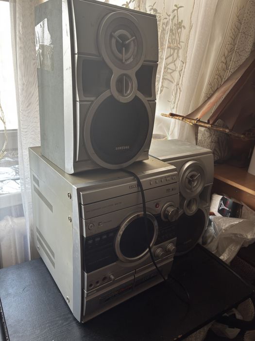 Продам рабочий музыкальный центр