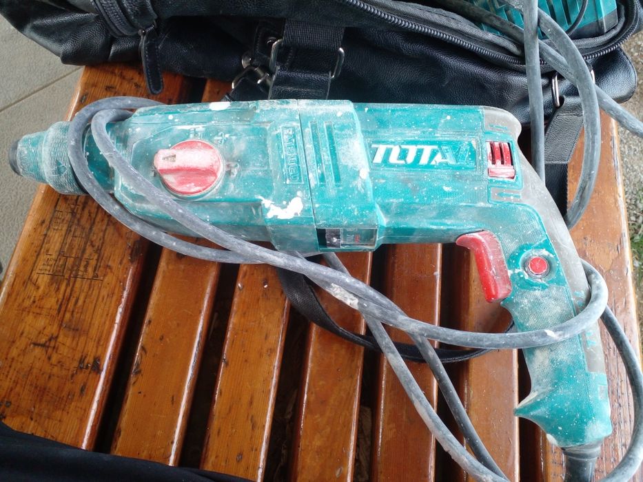 Продам электроинструменты