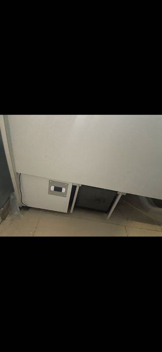 Витрина за магазин