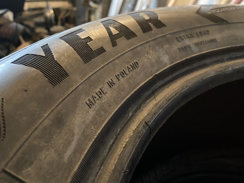 Продам зимние шины комплект, Good Year