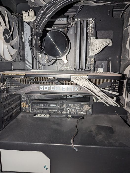 продам r7 7800x3d комплект