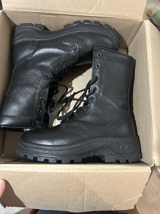 Берцы сатылады новый 39 размер