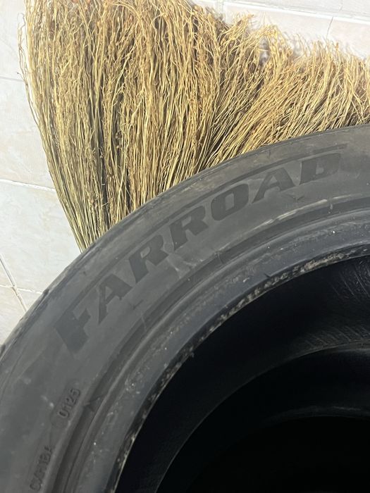 Продам шины 215/55/17 лето