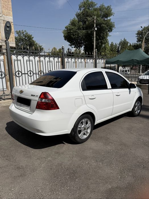 Nexia 3 avtomat benzinda boliwi 8.500
