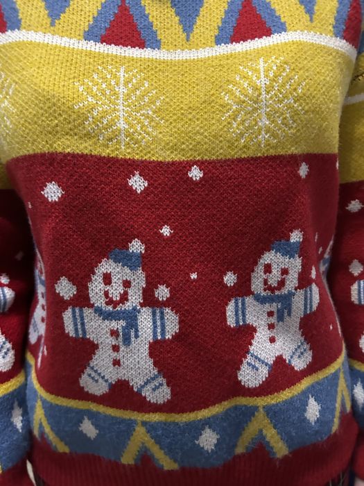 Свитер новогодний
