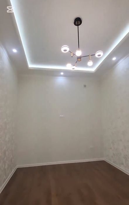 Куктеракдан утганда Генералда асосий йулдан 300 метр 1.8 сотиг 4 хона