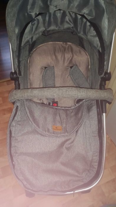 Количка бебешка сребрист цвят