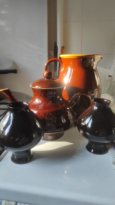 Глиняная посуда продаётся