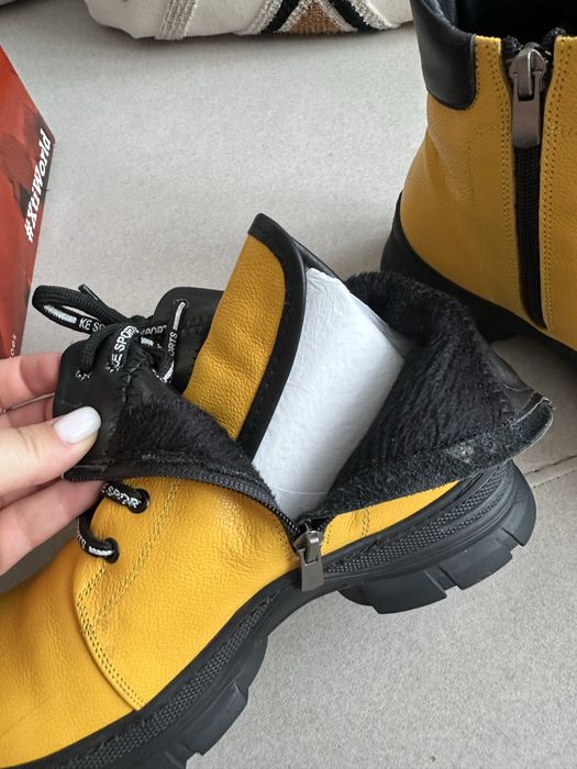 Женские ботинки размер 38