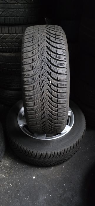 Гуми 2бр 225/55/17 - 1бр  - 79лв