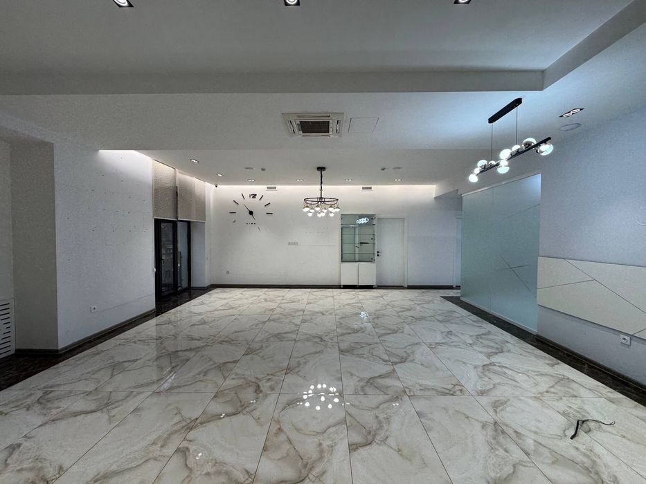 Ц1 Бизнес центр 2-Этаж 310м2 / зади Бибигон