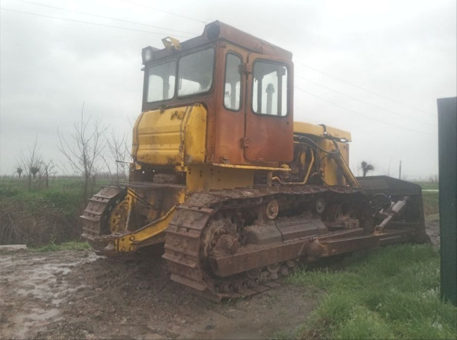 Продается бульдозер Т-130