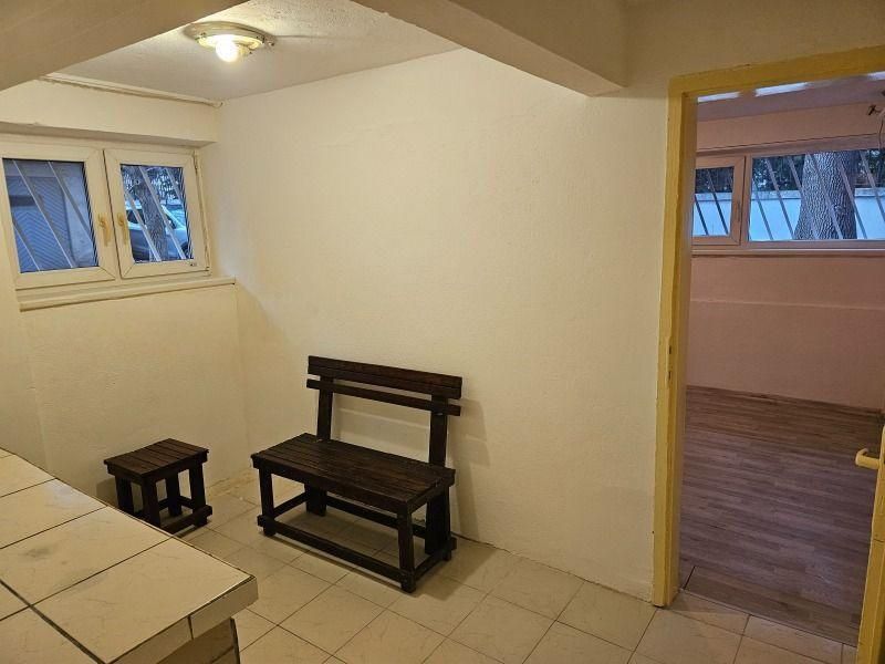 Двустаен за продажба в ж.к Изток