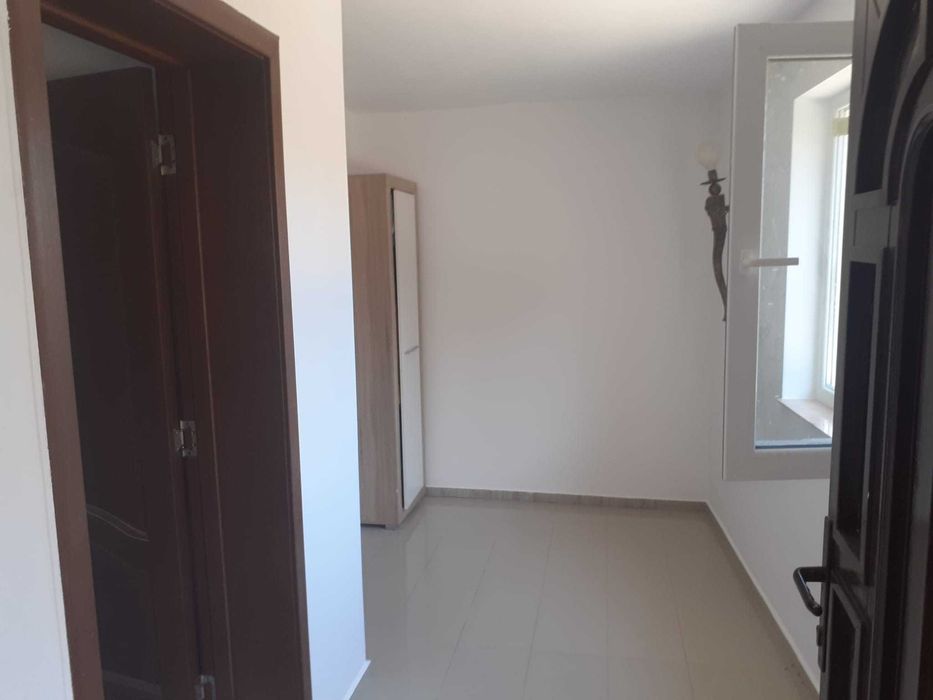 Închiriere locuință la casă, proaspăt renovată – Toate utilitățile incluse