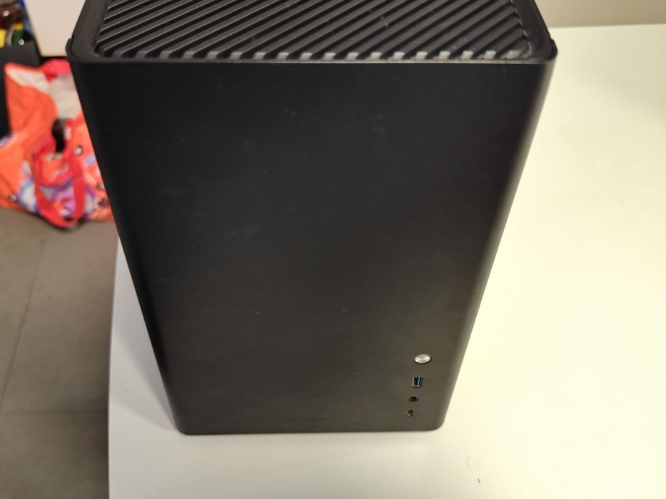 Carcasa Jonsbo D30 mATX