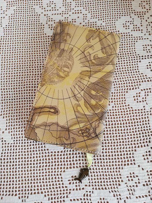 Тефтери с твърди корици ръчна декорация